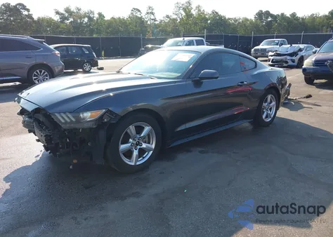 2015 Ford Mustang z USA, uszkodzony, nr VIN 1FA6P8AM2F5347921